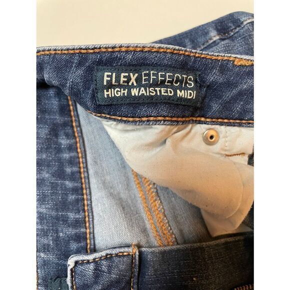 Aeropostale Flex Effects High Waisted Midi Denim Jean Shorts Size 2 EUC - Picture 5 of 8
